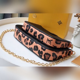 LV Артикул： M45777 Леопардовый принт Multi Pochette Accessories С