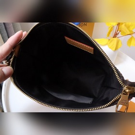 LV Модель： M46241 Сумка Окунитесь в мир сюрреализма и оцените те