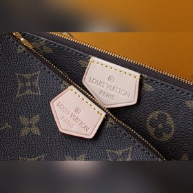 LV Новый комплект из трех предметов, артикул： M44823, черный Сум