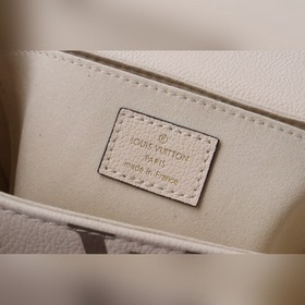 LV Модель： M45836 Сумка Мягкая кожа с тисненым крупным узором, 