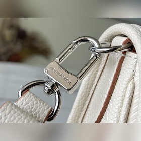 LV Модель： M59457 Бежевый Сумка Buci Изготовлена из знаковой ко