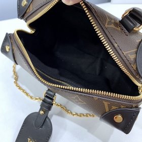 LV  Сумка Petite Malle Souple Модель： M45571 Черная сумка Petite