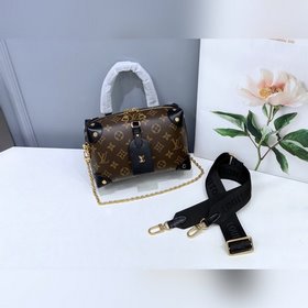 LV  Сумка Petite Malle Souple Модель： M45571 Черная сумка Petite
