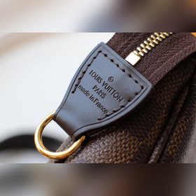 LV Модель M40712 Компактная и легкая сумка из парусины. Можно нос