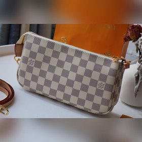 LV Модель M40712 Компактная и легкая сумка из парусины. Можно нос