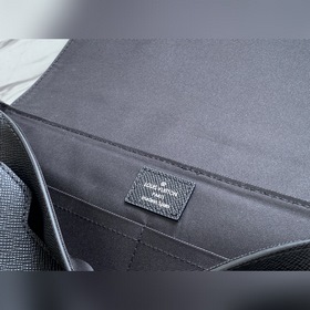LV Модель： M30746 Новая сумка-почтальон Новая серия Taigarama, и