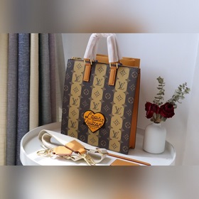LV Артикул： M45969 Вирджил Абло и японский дизайнер Ниго совмест