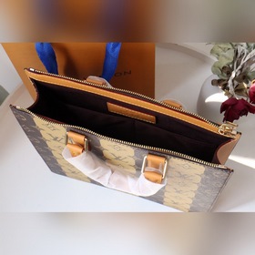 LV Артикул： M45969 Вирджил Абло и японский дизайнер Ниго совмест