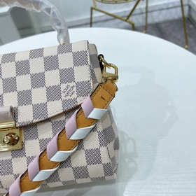 LV Модель： N53 Почтовая сумка с белыми клетками CROISETTE Компак