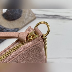 LV Модель M80501 Мини-сумочка Pochette Accessoires В капсульной