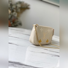 LV Модель M80501 Ванильно-желтый Мини-сумочка Pochette Accessoir