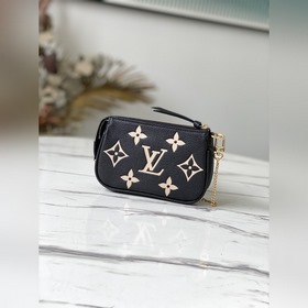 LV Артикул： M80732 Мини-сумочка Mini Pochette Accessoires с шелк