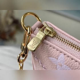 LV Артикул： M81140 Розовый клатч Кожа с тиснением Monogram и ром