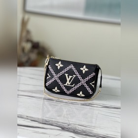 LV Артикул： M81140 Черный клатч Сумка из кожи с тисненым зернист