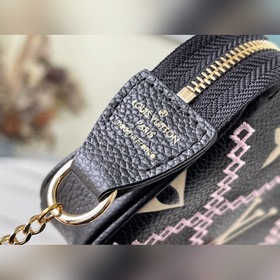 LV Артикул： M81140 Черный клатч Сумка из кожи с тисненым зернист