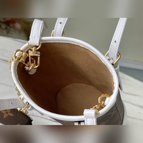 LV Модель： M81489 Сумка-бакель Вдохновлен знаменитым теннисным т
