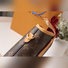 LV Артикул： M80874 Сумка через плечо Fold Me Сумка из парусины 