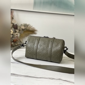 LV Артикул： M57955 Сумка City Keepall военно-зеленом цвете Изгот