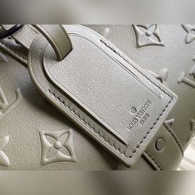 LV Артикул： M57955 Сумка City Keepall военно-зеленом цвете Изгот