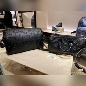 LV Модель： M57960 Черная сумка Keepall XS Классическая сумка Kee