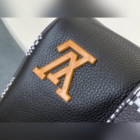 LV Артикул： N80202 Черно-белая клетка Keepall Nano Серия «Zoooo