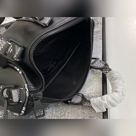 LV Артикул： N80202 Черно-белая клетка Keepall Nano Серия «Zoooo