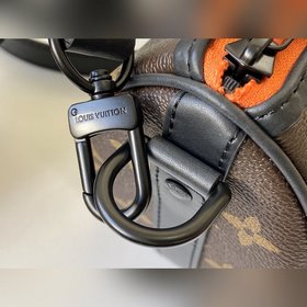 LV Модель M80201 Zoooom with Friends Сумка Весна-лето 2021, мужс