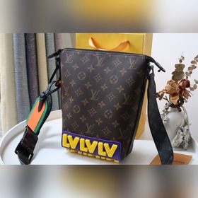 LV Артикул： M57966  Почтовая сумка Классическая сумка из смешан