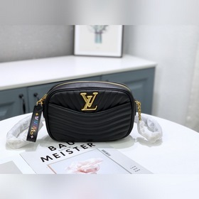 LV 【Фотосумка New Wave】 Артикул： M53682 Черный Одета в кожу тел