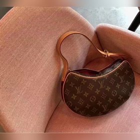 LV Модель M51511 Подержанная сумка-мешочек Один плечевой ремень,