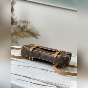 LV Артикул： M45380 [Модель с винтажным принтом] [сумка под мышк