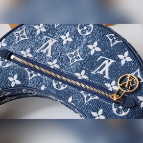 LV Артикул： M81166 Джинсовый синий Loop полукруглая сумка-багет 