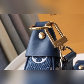 LV Артикул： M81166 Джинсовый синий Loop полукруглая сумка-багет 