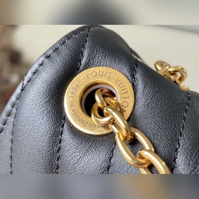 LV Модель： M20687 Черный Маленькая сумка на цепочке Сочетает в 