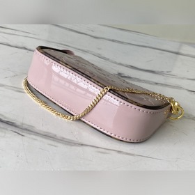 LV Артикул： M58009 Лакожа розовый MINI POCHETTE ACCESSORIES сумо
