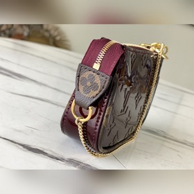 LV Артикул： M58009 Лакожа, бордовый MINI POCHETTE ACCESSORIES Э