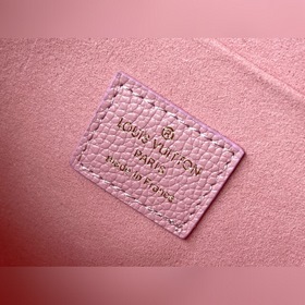 LV Артикул： M61276 Розовый Кожаный комплект из трех предметов Бо
