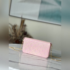 LV Артикул： M61276 Розовый Кожаный комплект из трех предметов Бо