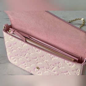 LV Артикул： M61276 Розовый Кожаный комплект из трех предметов Бо