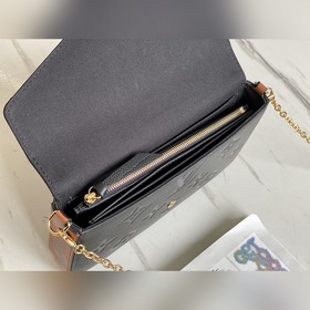 LV Артикул： M80697 Сумка Pochette Félicie с леопардовым принтом 