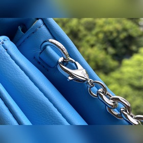 LV Модель： M80744 Pochette Coussin Сумка на цепочке Мягкая текст