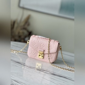 LV Артикул： M81389 Сумка на цепочке Изготовлена из мягкой кожи,