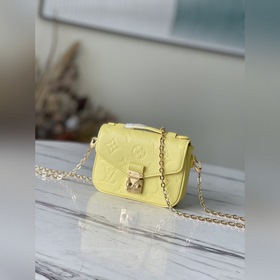LV Артикул： M81407 Сумка на цепочке Изготовлена из мягкой кожи,