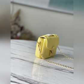 LV Артикул： M81407 Сумка на цепочке Изготовлена из мягкой кожи,