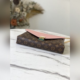LV Модель： M41201 Красная сумка с цепочкой Уникальный дизайн из 