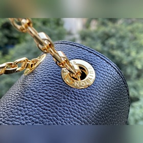 LV Артикул： M41201 Черная сумка через плечо Уникальный дизайн из
