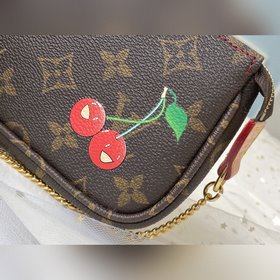 LV M95007 Сумка на цепочке Независимо от того, носите ли вы эту 
