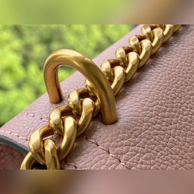 LV Модель： M57071 Розовая сумка Lockme Chain Small Изготовлена и