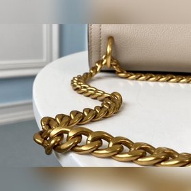 LV Модель： M57072 Серо-коричневая сумка Lockme Chain Small Изгот