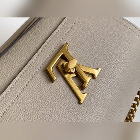 LV Модель： M57072 Серо-коричневая сумка Lockme Chain Small Изгот